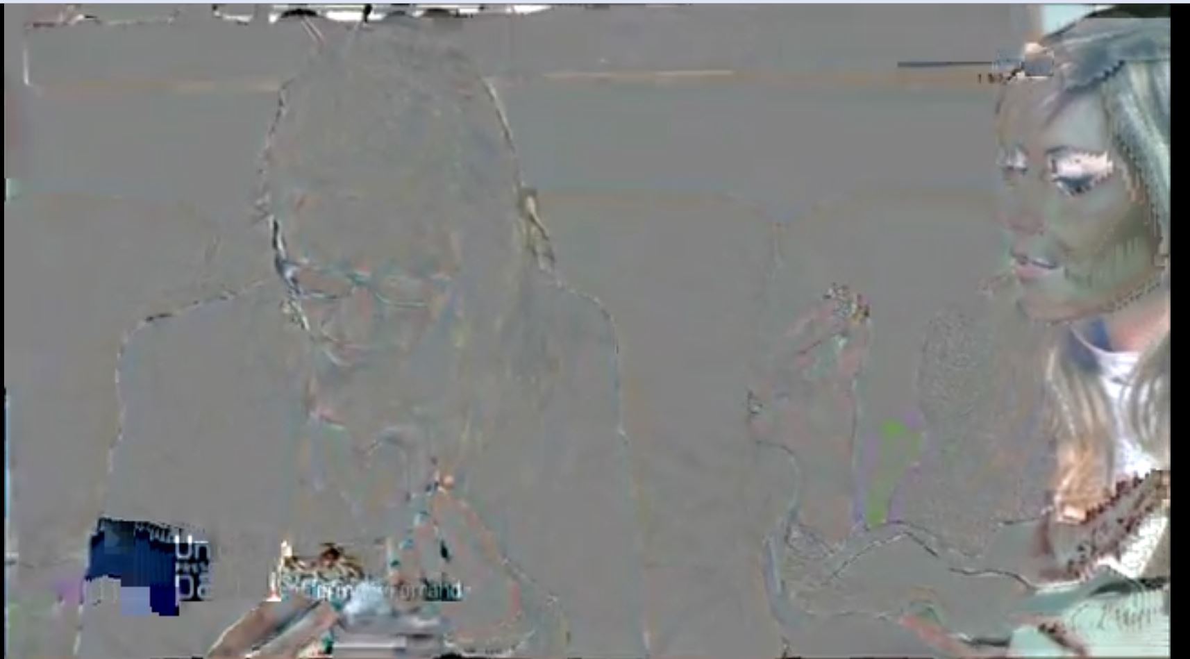 Voici une capture d'écran de l'image grise qui arrivent toutes les 5 à 10 secondes sur W9 et qui saccade la lecture